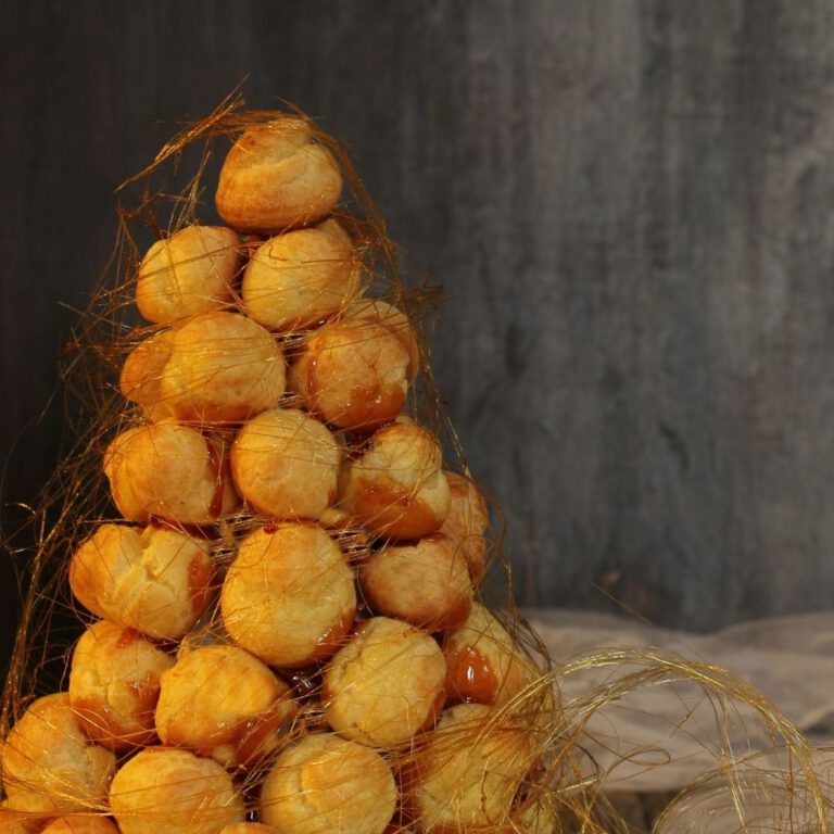 Read more about the article Croquembouche Recipe