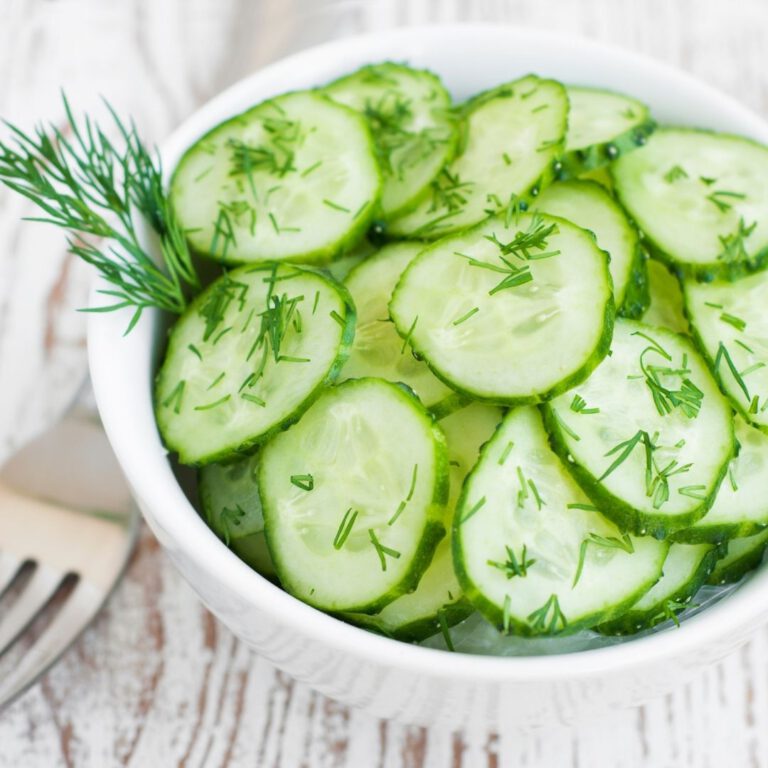 Read more about the article Cucumber and Dill Salad Recipe