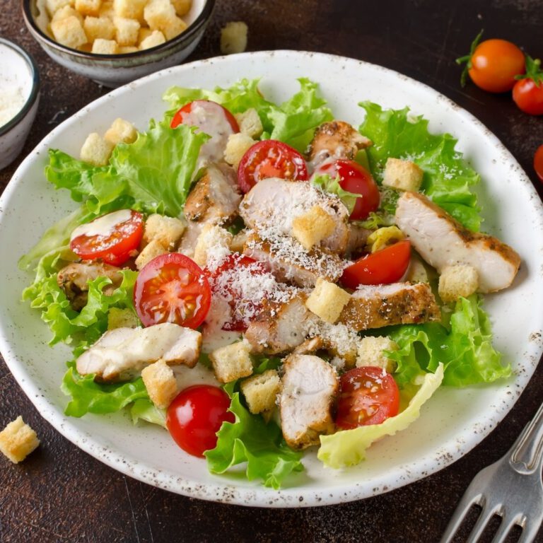 Read more about the article Greek Salad with Grilled Chicken Recipe