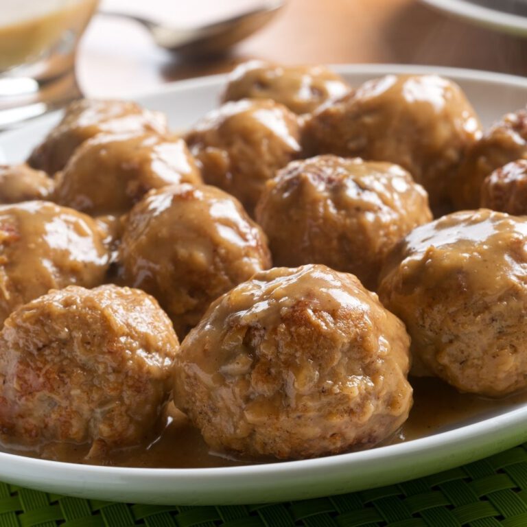 Read more about the article Köttbullar (Swedish Meatballs) Recipe