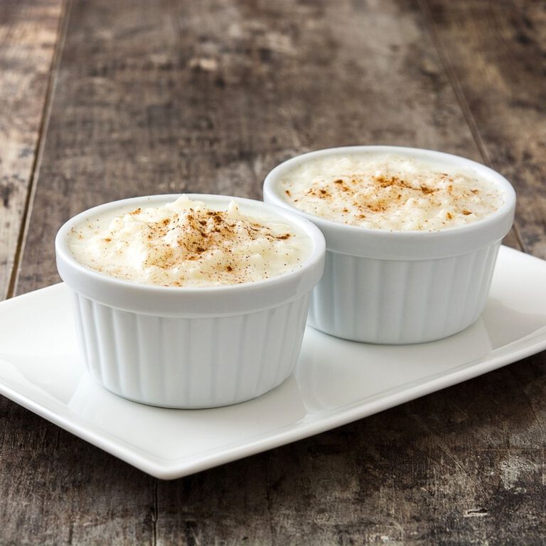 Read more about the article Risgrynsgröt (Swedish Rice Pudding) Recipe