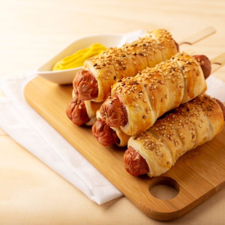 Read more about the article Sausages in Puff Pastry Recipe