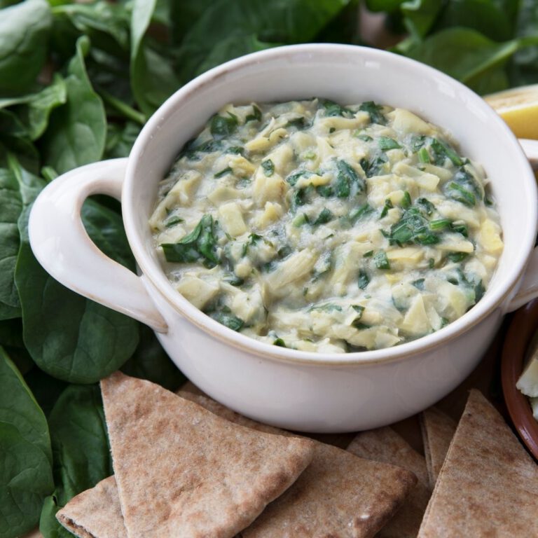 Read more about the article Spinach Artichoke Dip Recipe