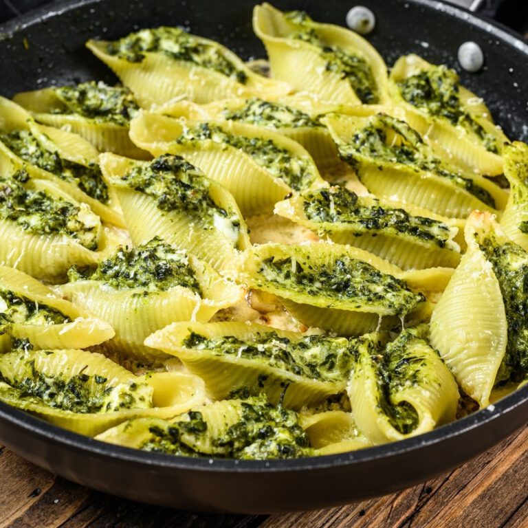 Read more about the article Spinach and Ricotta Stuffed Shells Recipe