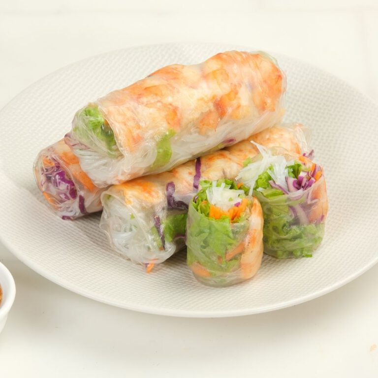 Read more about the article Spring Rolls with Vegetables and Meat Recipe