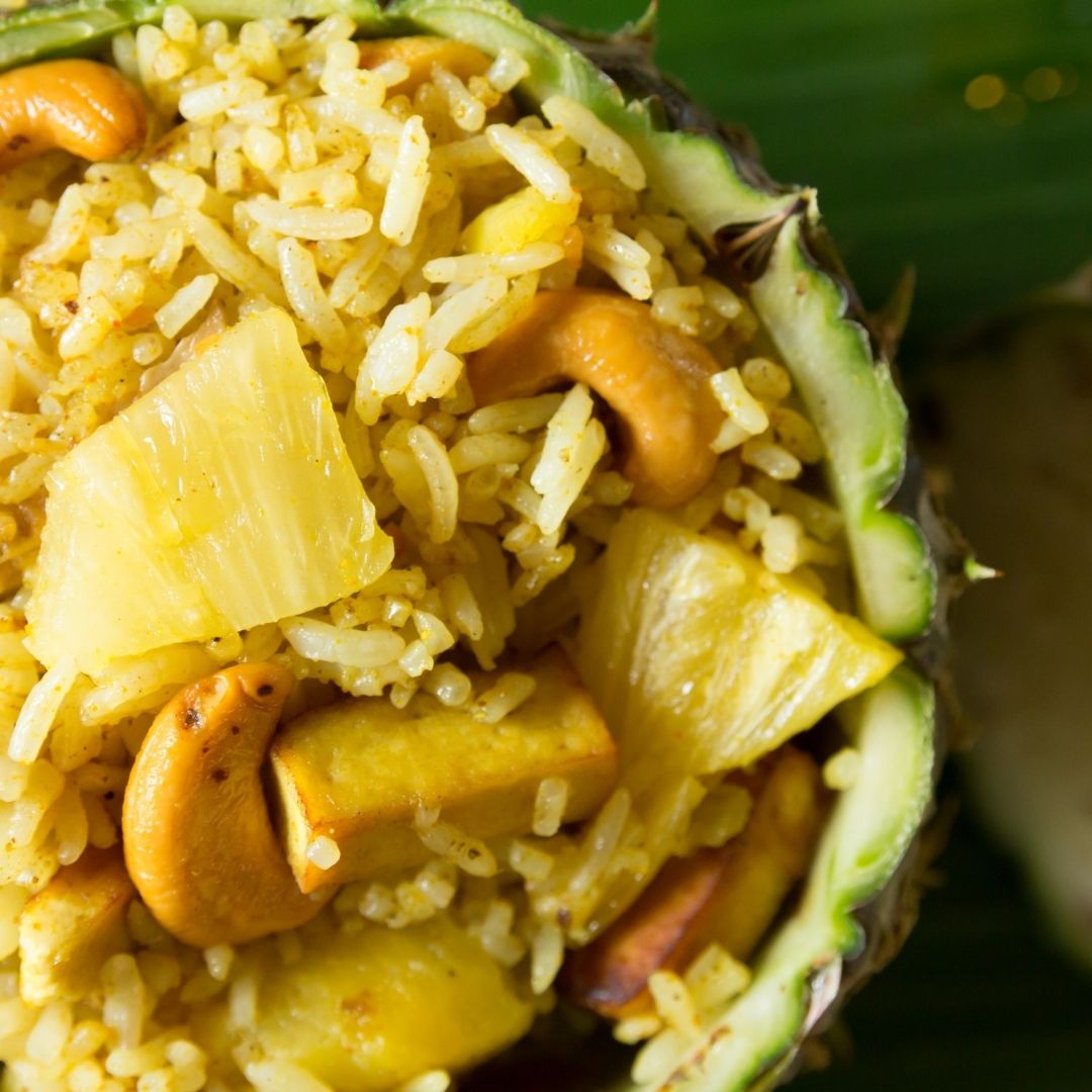 You are currently viewing Thai Pineapple Fried Rice Recipe