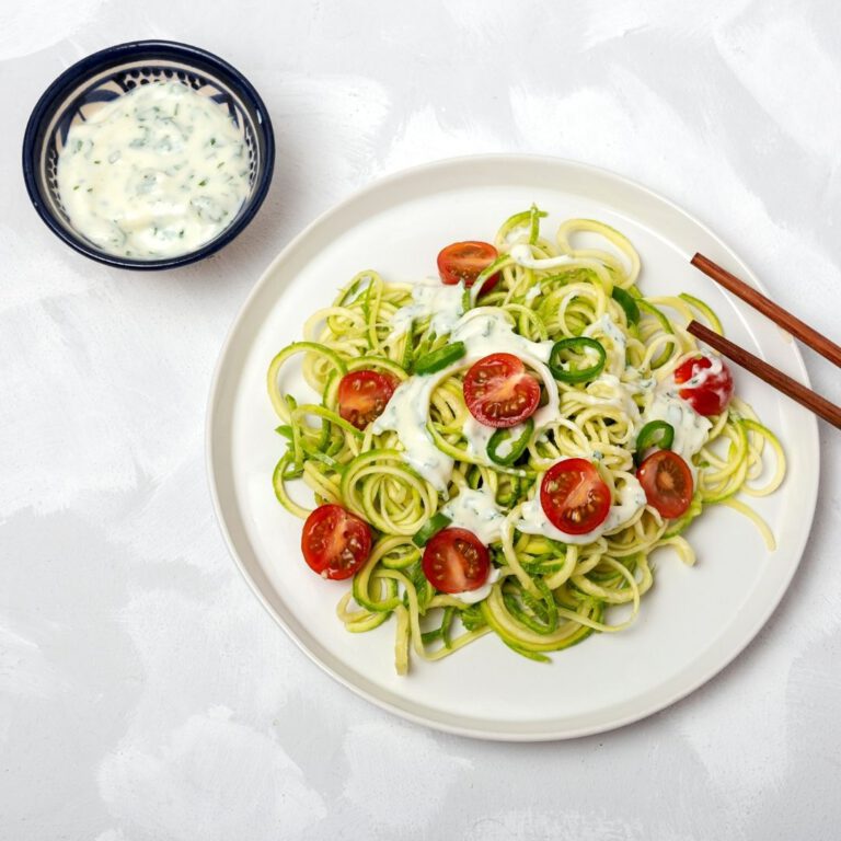 Read more about the article Zucchini Noodle Salad Recipe